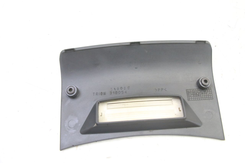 photo de CARENA POSTERIORE CONGIUNZIONE INFERIORE PIAGGIO SUPER LX 125 (2000 - 2003)