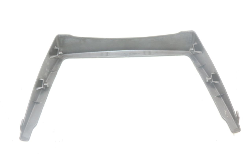 photo de CARENA POSTERIORE CONGIUNZIONE INFERIORE SUZUKI GS F 500 (2004 - 2007)