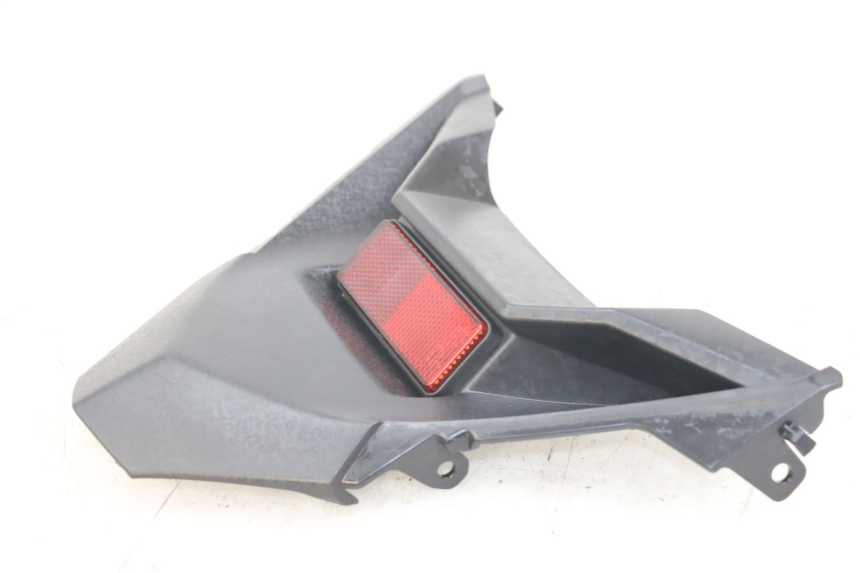 photo de GIUNZIONE PARAFANGO POSTERIORE INFERIORE YAMAHA XMAX X-MAX ABS 125 (2017 - 2020)