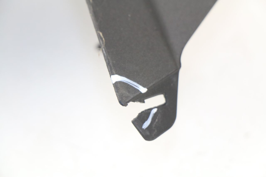 photo de Giunzione carenatura posteriore inferiore YAMAHA XP T-MAX TMAX ABS 530 (2012 - 2015)