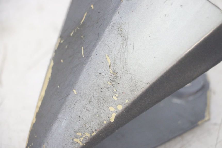 photo de CARENA POSTERIORE CONGIUNZIONE PEUGEOT JET FORCE CARBU 50 (2003 - 2016)