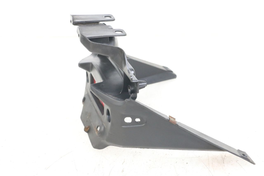 photo de GIUNZIONE PARAFANGO POSTERIORE KYMCO AGILITY FR 2T 50 (2012 - 2017)