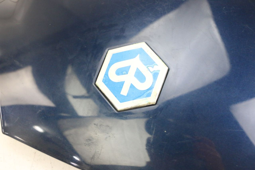 photo de CARENA POSTERIORE CONGIUNZIONE PIAGGIO MP3 LT 300 (2010 - 2016)