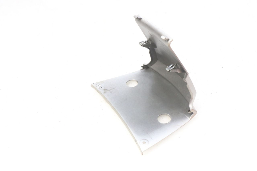 photo de CARENA POSTERIORE CONGIUNZIONE PIAGGIO MP3 500 (2014 - 2016)