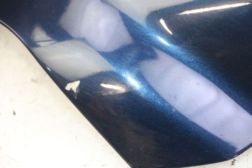 photo de GIUNTO CARENA POSTERIORE PIAGGIO MP3 RL 250 (2007 - 2010)