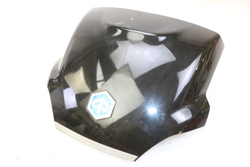 photo de GIUNTO CARENA POSTERIORE PIAGGIO MP3 RL 250 (2007 - 2010)