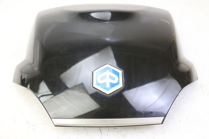 photo de GIUNTO CARENA POSTERIORE PIAGGIO MP3 RL 250 (2007 - 2010)