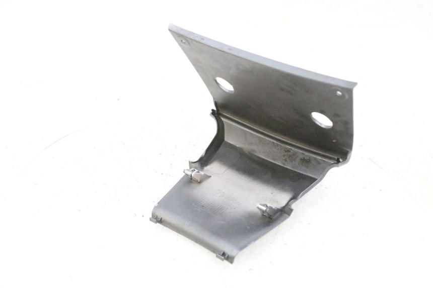 photo de CARENA POSTERIORE CONGIUNZIONE PIAGGIO MP3 500 (2016 - 2018) - Zoom sullo stato d'uso