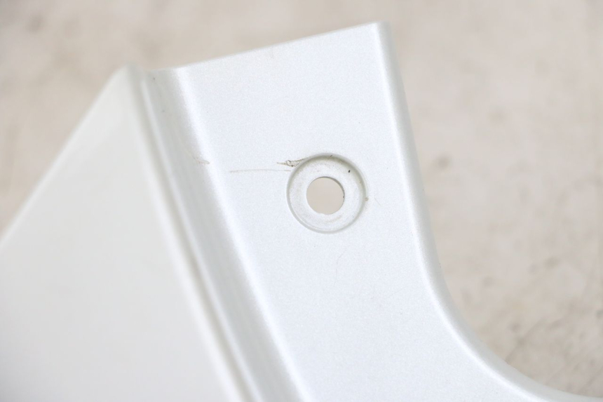 photo de Giunzione carenatura posteriore HONDA PCX (JF57/JF64) 125 (2014 - 2018)