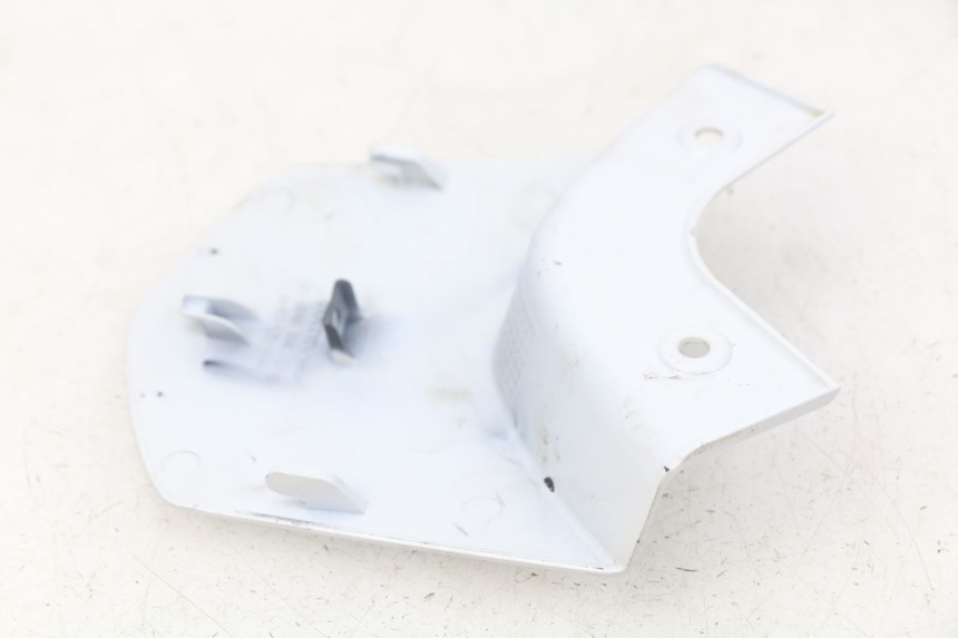 photo de Giunzione carenatura posteriore HONDA PCX (JF57/JF64) 125 (2014 - 2018)