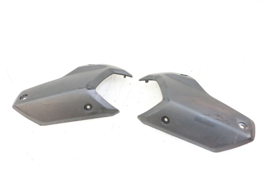 photo de CARENA POSTERIORE CONGIUNZIONE PEUGEOT STREETZONE 4T 50 (2018 - 2023)