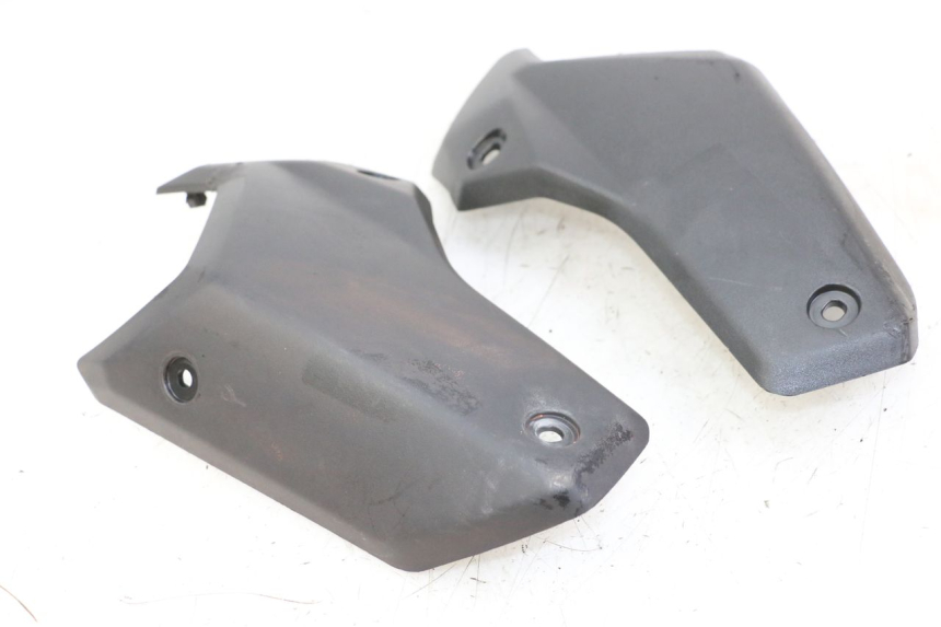 photo de CARENA POSTERIORE CONGIUNZIONE PEUGEOT STREETZONE 4T 50 (2018 - 2023)