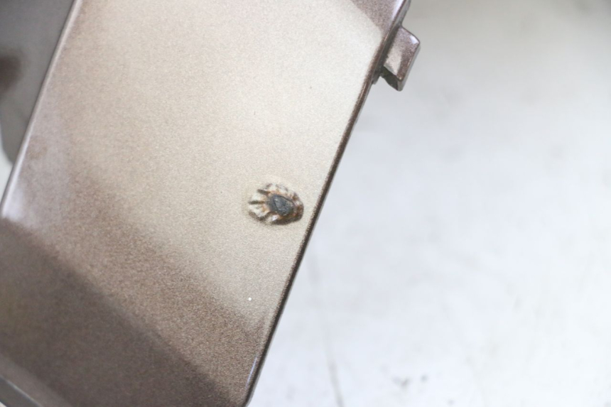 photo de CARENA POSTERIORE CONGIUNZIONE PEUGEOT VIVACITY 125 (2010 - 2017)