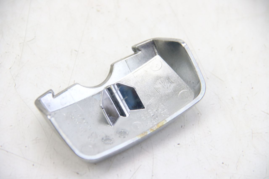 photo de GIUNZIONE PARAFANGO POSTERIORE PIAGGIO VESPA GTS SUPER IE 125 (2009 - 2016)