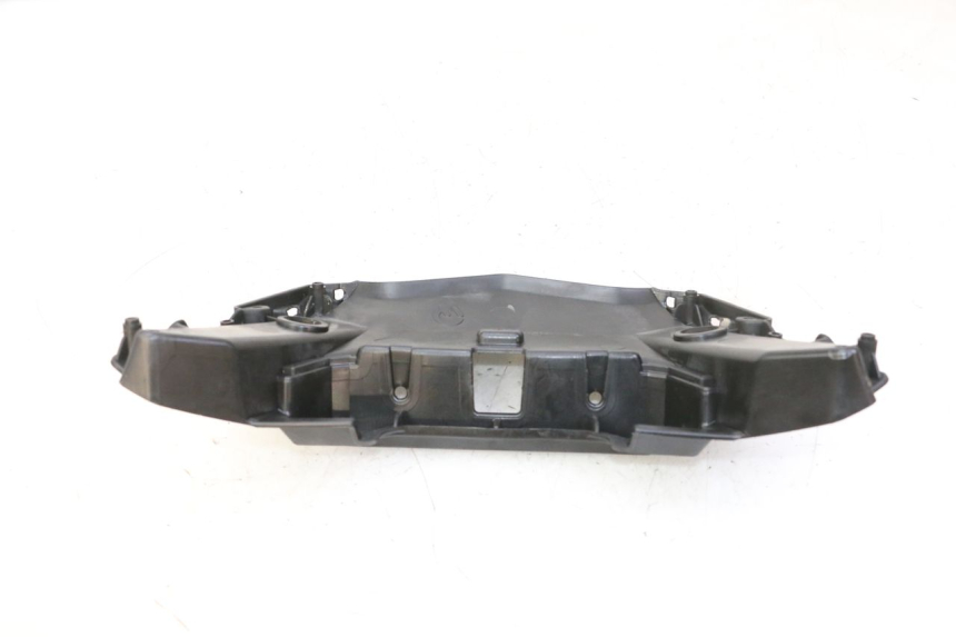 photo de CARENA POSTERIORE CONGIUNZIONE SUPERIORE QUADRO 4 4D 350 (2015 - 2018)