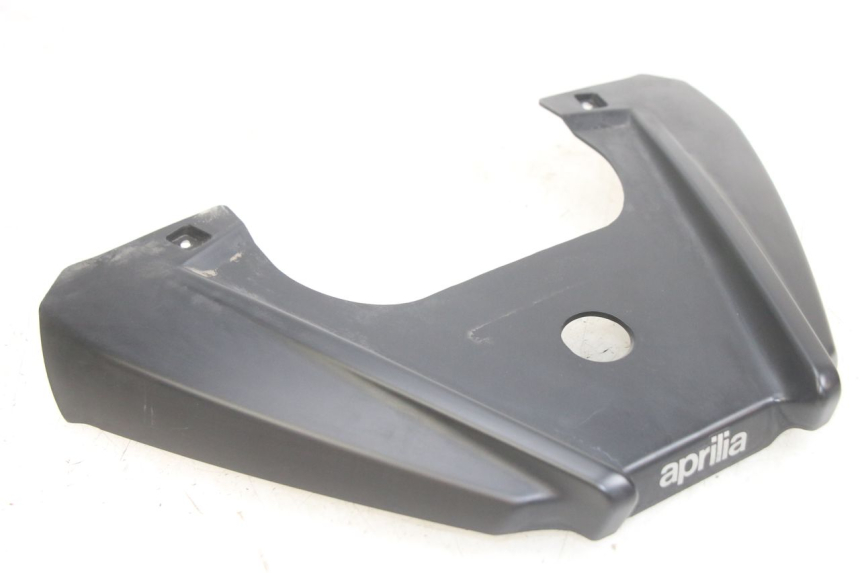 photo de GIUNZIONE PARAFANGO POSTERIORE SUPERIORE APRILIA SXR 50 (2021 - 2023)
