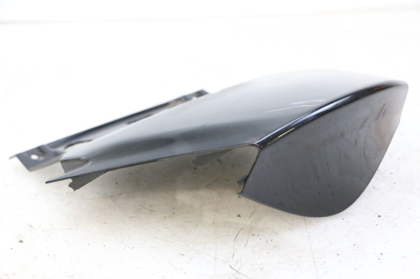 photo de GIUNZIONE PARAFANGO POSTERIORE SUPERIORE SUZUKI BURGMAN 125 (2007 - 2014)