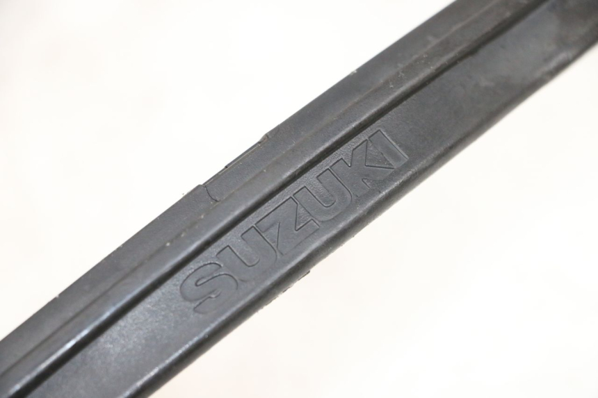 photo de CARENA POSTERIORE CONGIUNZIONE SUPERIORE SUZUKI BURGMAN 650 (2013 - 2020)