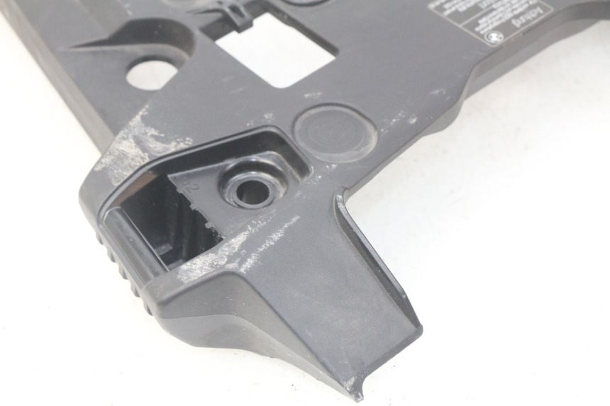 photo de Giunzione carenatura posteriore superiore BMW F GS K81 850 (2018 - 2023)