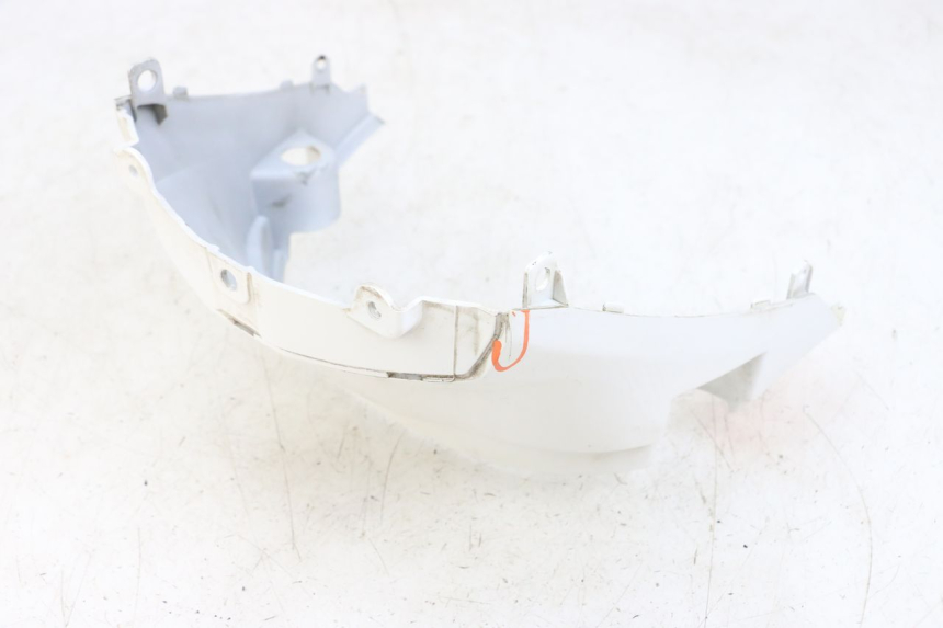 photo de CARENA POSTERIORE CONGIUNZIONE SUPERIORE SYM FIDDLE 3 III 50 (2014 - 2020)