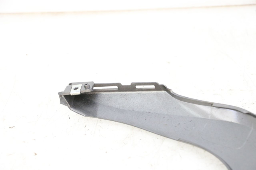 photo de CARENA POSTERIORE CONGIUNZIONE SUPERIORE HONDA FORZA ABS 300 (2013 - 2019)