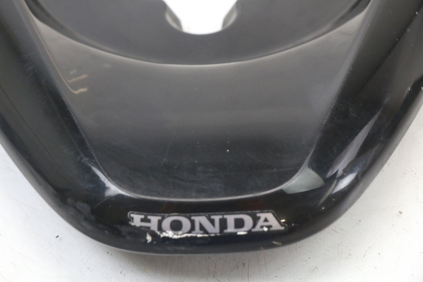 photo de CARENA POSTERIORE CONGIUNZIONE SUPERIORE HONDA PCX (JF28) 125 (2009 - 2011)