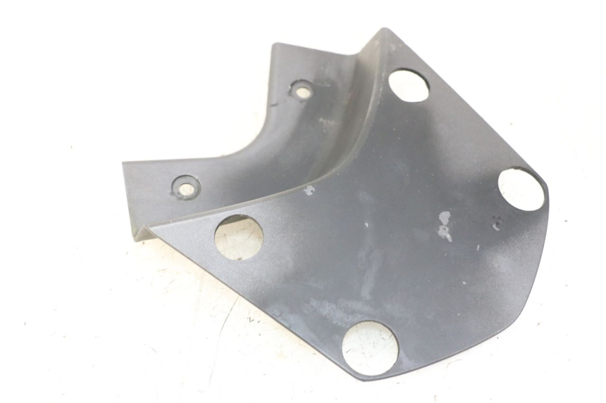 photo de Giunzione carenatura posteriore superiore HONDA PCX (JF57/JF64) 125 (2014 - 2018)