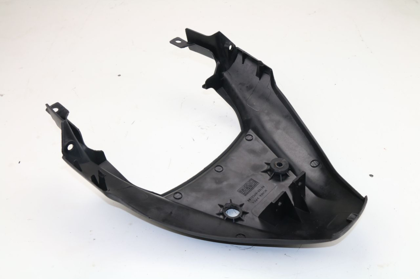 photo de Giunzione carenatura posteriore superiore HONDA XLV VARADERO 125 (2000 - 2006)