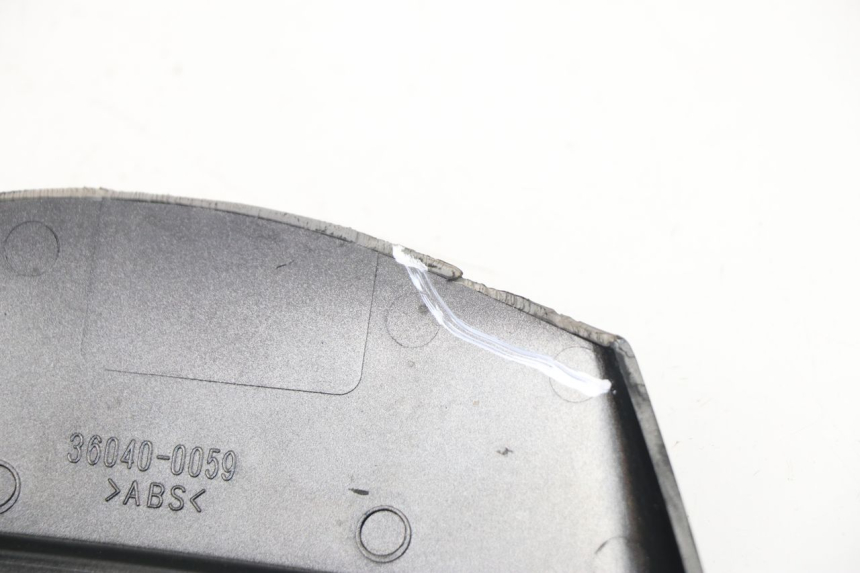 photo de Giunzione carenatura posteriore superiore KAWASAKI ZZR ZX-14 ABS 1400 (2006 - 2011)