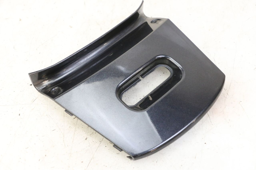 photo de Giunzione carenatura posteriore superiore KYMCO XCITING 500 (2007 - 2010)