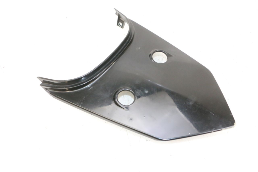 photo de CARENA POSTERIORE CONGIUNZIONE SUPERIORE SYM ORBIT III 3 4T 50 (2021 - 2025) - Dettagli dei punti di fissaggio