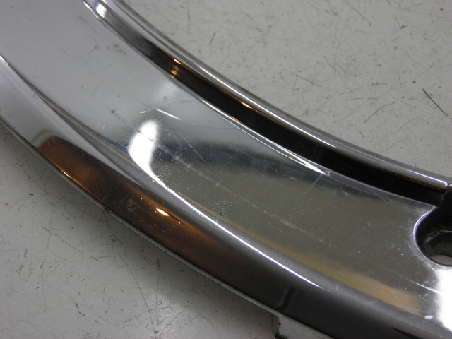 photo de GIUNZIONE PARAFANGO POSTERIORE SUPERIORE PEUGEOT SATELIS 125 (2006 - 2009)