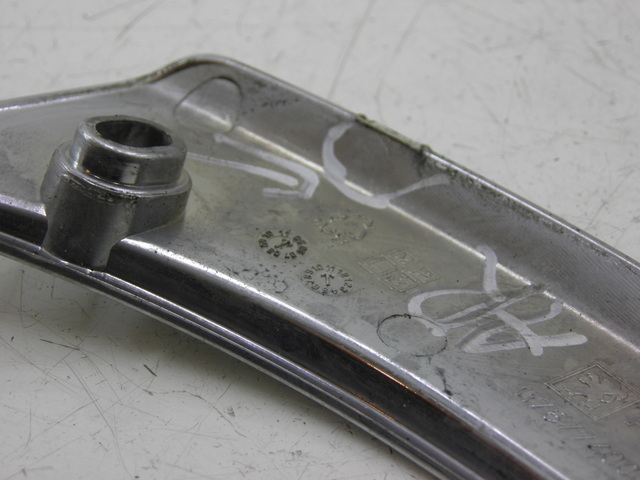 photo de GIUNZIONE PARAFANGO POSTERIORE SUPERIORE PEUGEOT SATELIS 125 (2006 - 2009)