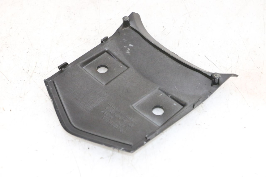 photo de CARENA POSTERIORE CONGIUNZIONE SUPERIORE DAELIM S1 125 (2007 - 2016) - Dettagli dei punti di fissaggio