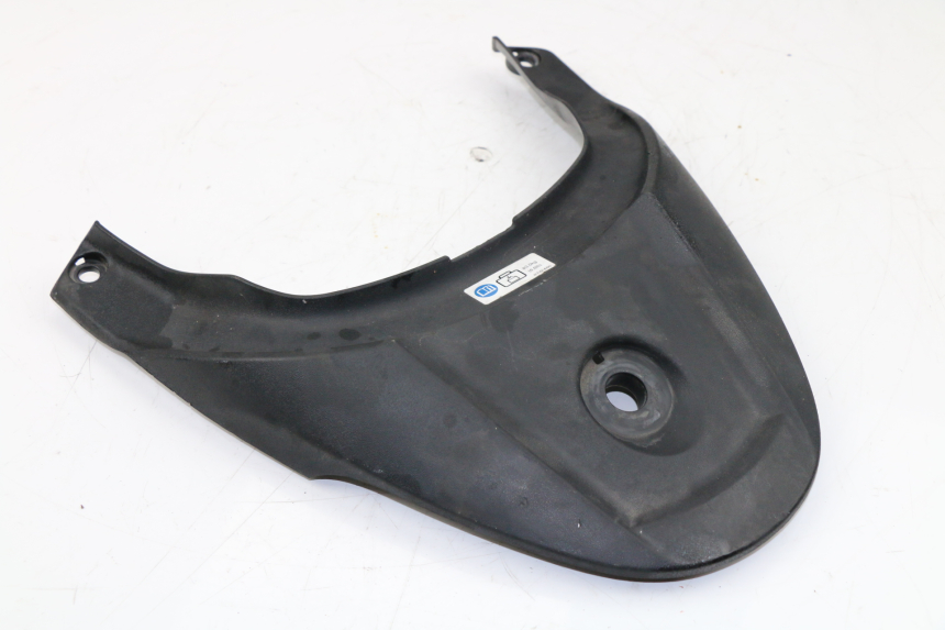 photo de Giunzione carenatura posteriore superiore HONDA SH 300 (2011)
