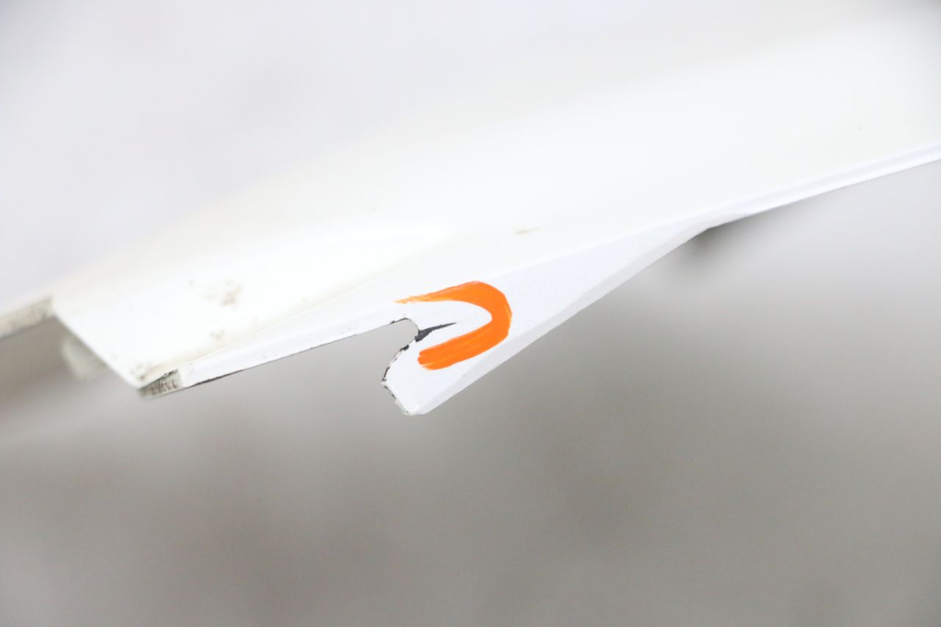 photo de GIUNZIONE PARAFANGO POSTERIORE SUPERIORE SUZUKI BURGMAN 125 (2007 - 2014)