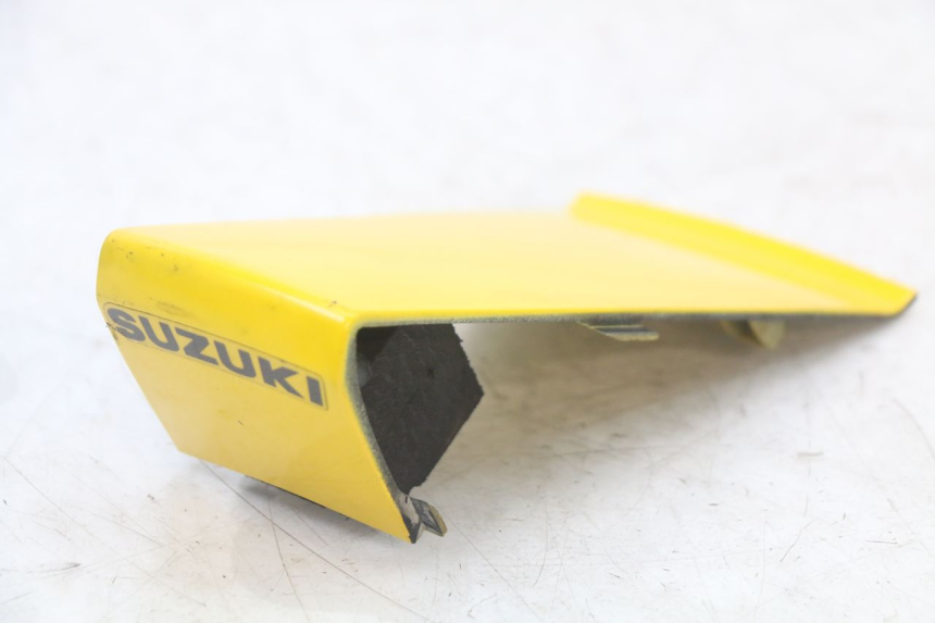 photo de CARENA POSTERIORE CONGIUNZIONE SUPERIORE SUZUKI GS F 500 (2004 - 2007)