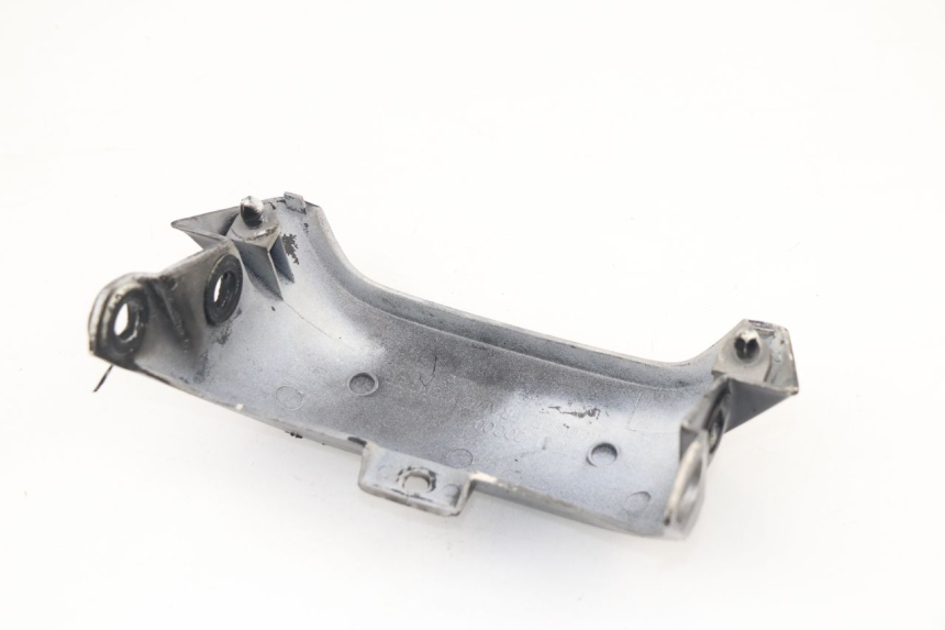 photo de Giunzione carenatura posteriore superiore SUZUKI GSX F GSXF 750 (1988 - 1998)