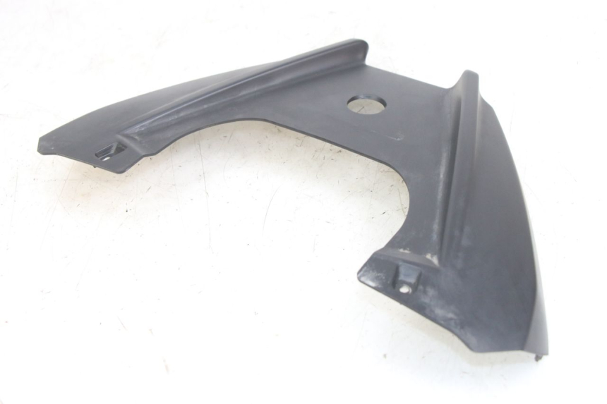 photo de GIUNZIONE PARAFANGO POSTERIORE SUPERIORE APRILIA SXR 50 (2021 - 2023)