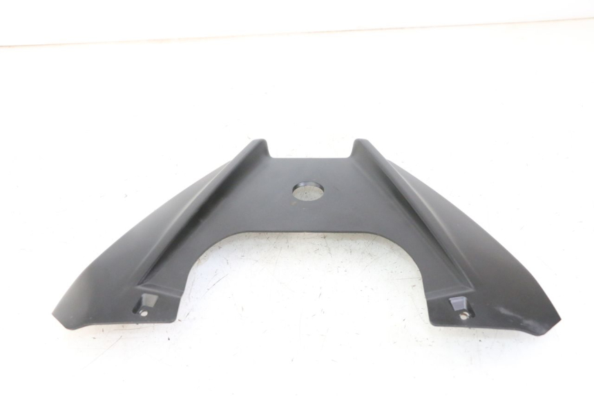 photo de GIUNZIONE PARAFANGO POSTERIORE SUPERIORE APRILIA SXR 50 (2021 - 2023)