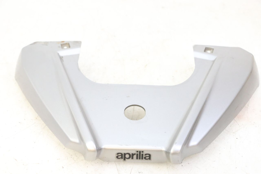 photo de GIUNZIONE PARAFANGO POSTERIORE SUPERIORE APRILIA SXR 50 (2021 - 2023)