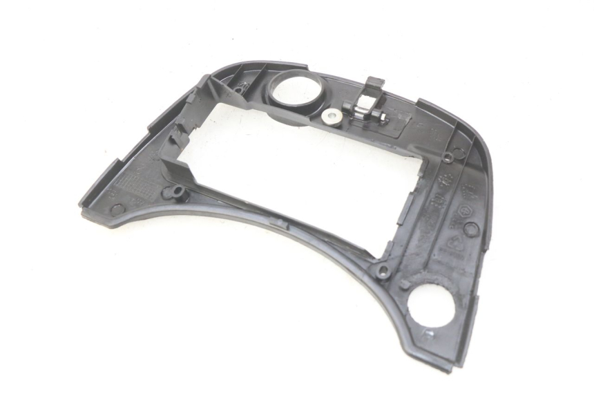 photo de CARENA POSTERIORE CONGIUNZIONE SUPERIORE PIAGGIO VESPA S 2T 50 (2007 - 2014)