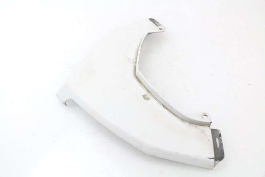 photo de CARENA POSTERIORE CONGIUNZIONE SUPERIORE YAMAHA XMAX X-MAX ABS 125 (2014 - 2016) - Altra angolazione