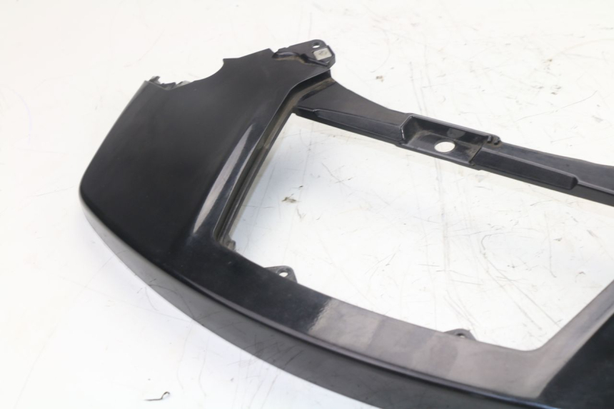 photo de Giunzione carenatura posteriore superiore PIAGGIO X10 500 (2012 - 2018)