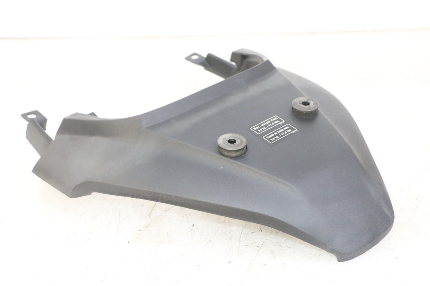 photo de Giunzione carenatura posteriore superiore HONDA XLV VARADERO 125 (2000 - 2006)