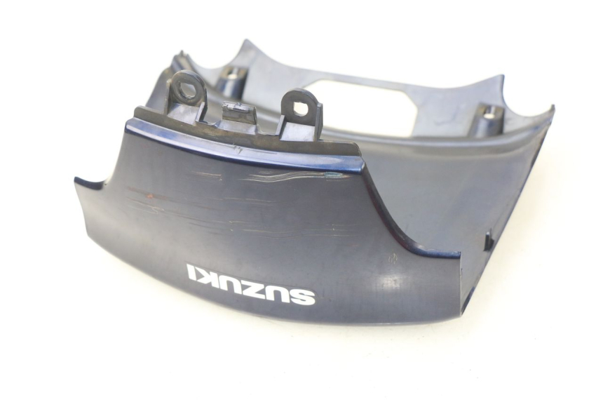 photo de Giunzione carenatura posteriore SUZUKI BURGMAN 650 (2002 - 2004)