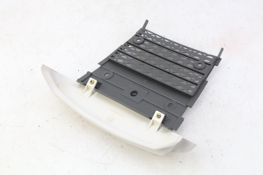 photo de GIUNZIONE PARAFANGO POSTERIORE SUZUKI CP 80 (1985 - 1996)