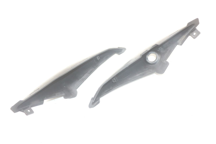 photo de CARENA POSTERIORE CONGIUNZIONE SUZUKI GSR 750 (2011 - 2017)