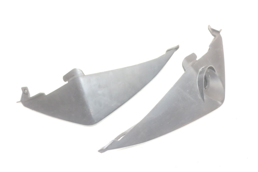 photo de CARENA POSTERIORE CONGIUNZIONE SUZUKI GSR 750 (2011 - 2017)