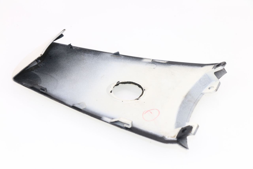 photo de GIUNZIONE PARAFANGO POSTERIORE SUZUKI SIXTEEN 125 (2008 - 2010)